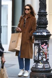 Katie Holmes Street Style - Shops at A.P.C. in NYC 10/13/2017