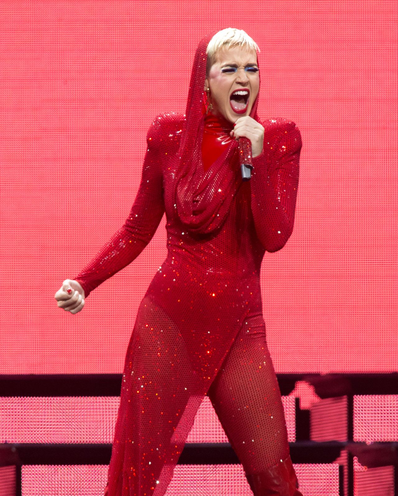 Katy Perry Performs Live at 