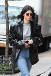 Kendall Jenner in Casual Attire - Heading to an Adidas Photoshoot in NYC 10/24/2017