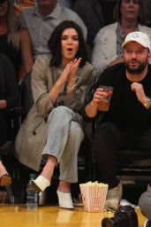 Kendall Jenner - Lakers vs Clippers Game in LA 10/19/2017