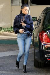 Kourtney Kardashian Casual Style - Leaving a Studio in Los Angeles 10/10/2017