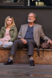 Kristen Bell on Set With Kelsey Grammer - Filming "Like Father" in NYC 10/02/2017