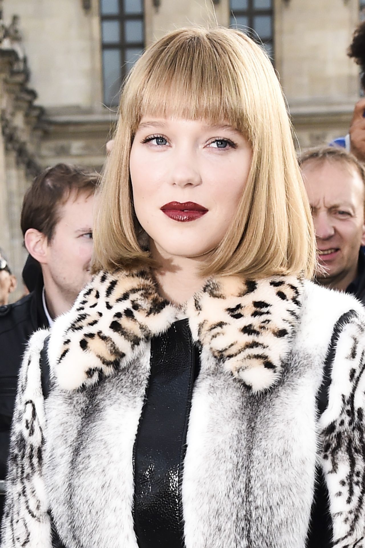 Léa Seydoux Brings Wet Slicked-Back Hair to the Louis Vuitton Front Row in  France