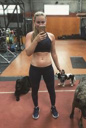 Lindsey Vonn – Social Media Images 10/12/2017