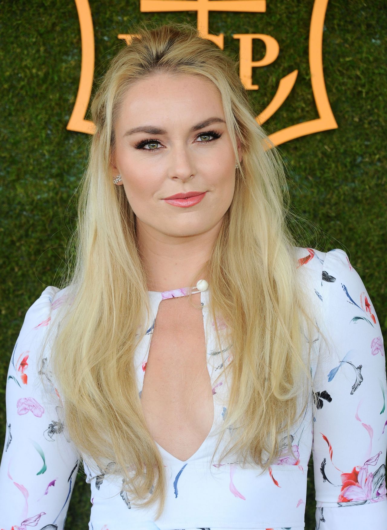 Lindsey Vonn – Veuve Cliquot Polo Classic 2017 in Los Angeles • CelebMafia