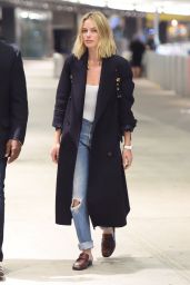 Margot Robbie Arriving at JFK Airport in NYC 10/12/2017