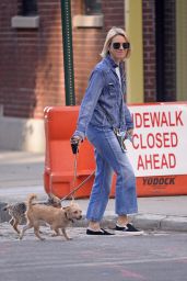 Naomi Watts Walking Her Dog in Tribeca, NYC 10/12/2017