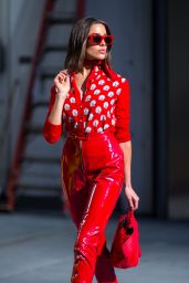 Olivia Culpo is Looking All Stylish - NYC 10/04/2017