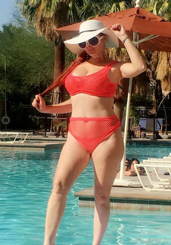Phoebe Price in Bikini - Poses at the Pool in Palm Springs 10/03/2017