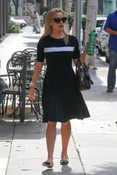Reese Witherspoon Cute Style - Beverly Hills 10/20/2017