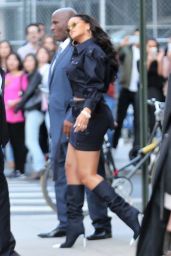 Rihanna Style - Departs Her Apartment in New York 10/12/2017