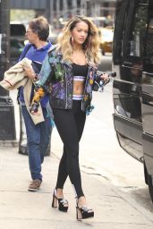 Rita Ora Shows Off Her Abs - NYC 10/05/2017