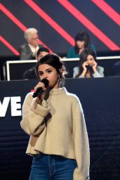Selena Gomez - "One Voice: Somos Live! A Concert For Disaster Relief" in Los Angeles 10/14/2017