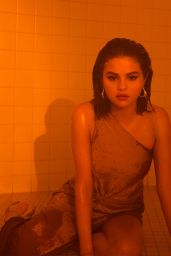 Selena Gomez - Promotional Photoshoot for New Song "Wolves"