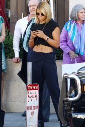  Sofia Richie Casual Style - Wolfgang