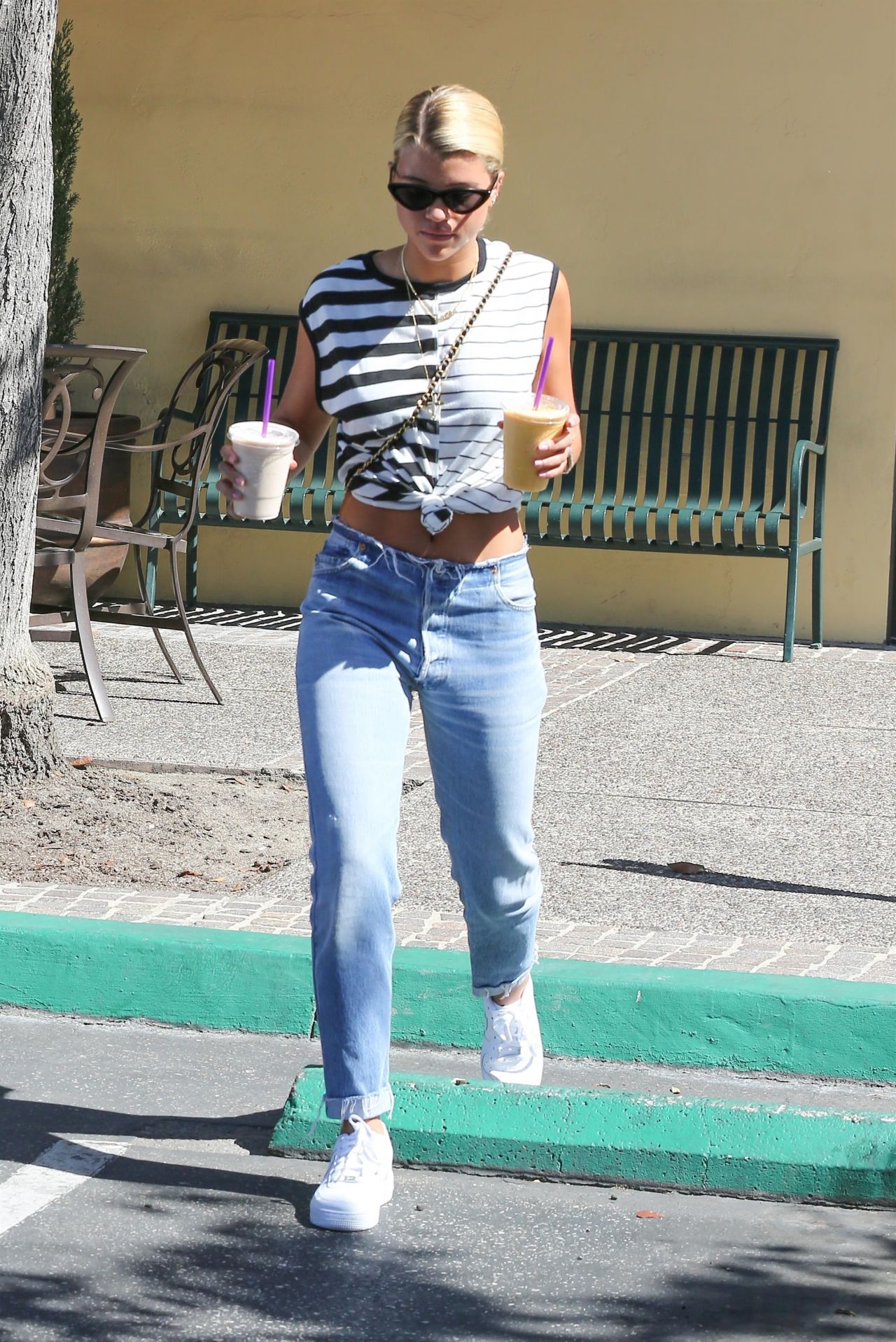 Sofia Richie Los Angeles March 7, 2017 – Star Style