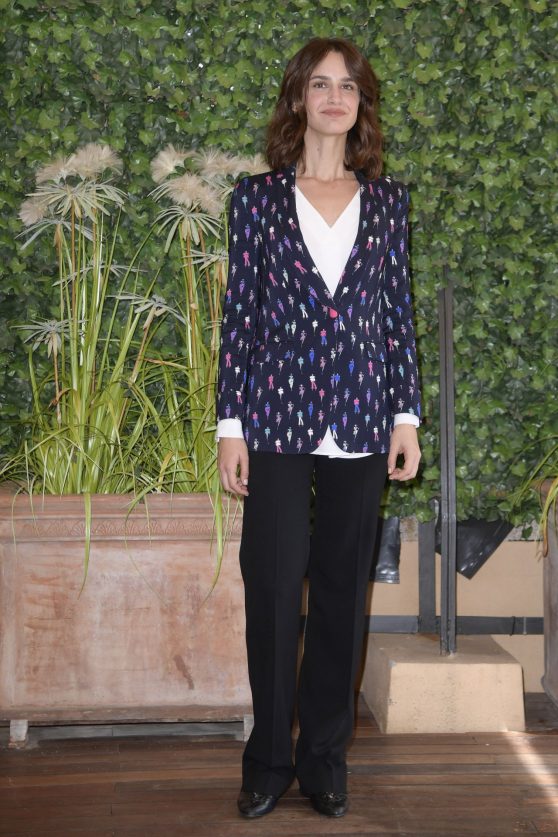 Valentina Belle – “Amori Che Non Sanno Stare al Mondo” Photocall in