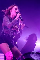 Zara Larsson - Performing Live at Eventim Apollo in London 10/24/2017