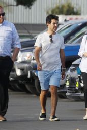 Zooey Deschanel and Her Husband Jacob Pechenik - Shopping for a New Car in LA 09/30/2017