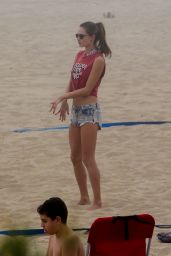 Alessandra Ambrosio - Plays Volleyball on the Beach in Santa Monica 11/25/2017