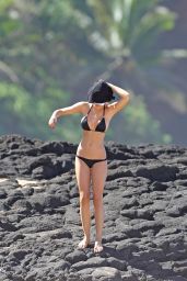 Alexis Ren in a Tiny Bikini in Hawaii 11/10/2017