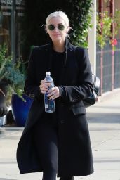 Ashlee Simpson - Heads to the Gym in Studio City
