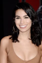 Ashley Iaconetti – “Justice League” Red Carpet in Los Angeles