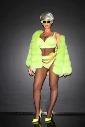 Beyonce - Halloween Photoshoot 2017