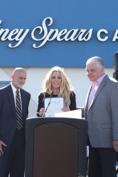 Britney Spears - Nevada Childhood Cancer Foundation Britney Spears Campus Grand Opening 11/04/2017