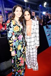 Demi Lovato – MTV Europe Music Awards 2017 in London