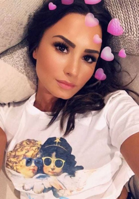 Demi Lovato - Social Media 11/19/2017