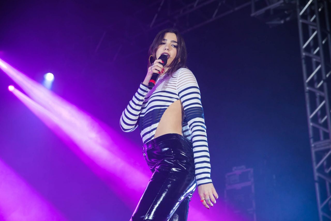 Dua Lipa - Performs Live at Audio Club in Sao Paulo, Brazil 11/09/2017 ...