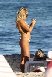 Eliya Cioccolato Bikini Candids - Beach in Miami 11/19/2017