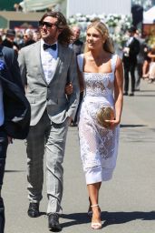 Elyse Knowles – Derby Day in Melbourne 11/04/2017