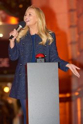 Emma Bunton - Switches ON the Lights of the Royal Exchange Christmas Tree in London 11/22/2017