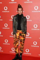 Emma Louise Connolly – Vodafone Passes Launch in London 11/01/2017