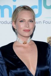 Erin Foster & Sara Foster  – 2017 The Hawn Foundation Gala in Los Angeles