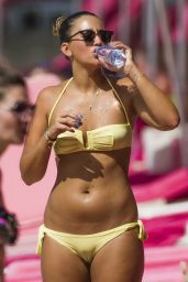 Georgina Leigh Cantwell in Bikini - Barbados 11/07/2017