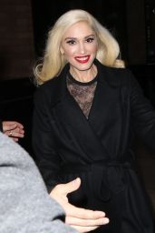 Gwen Stefani - Empire State Building Lighting Ceremony in NYC 11/20/2017