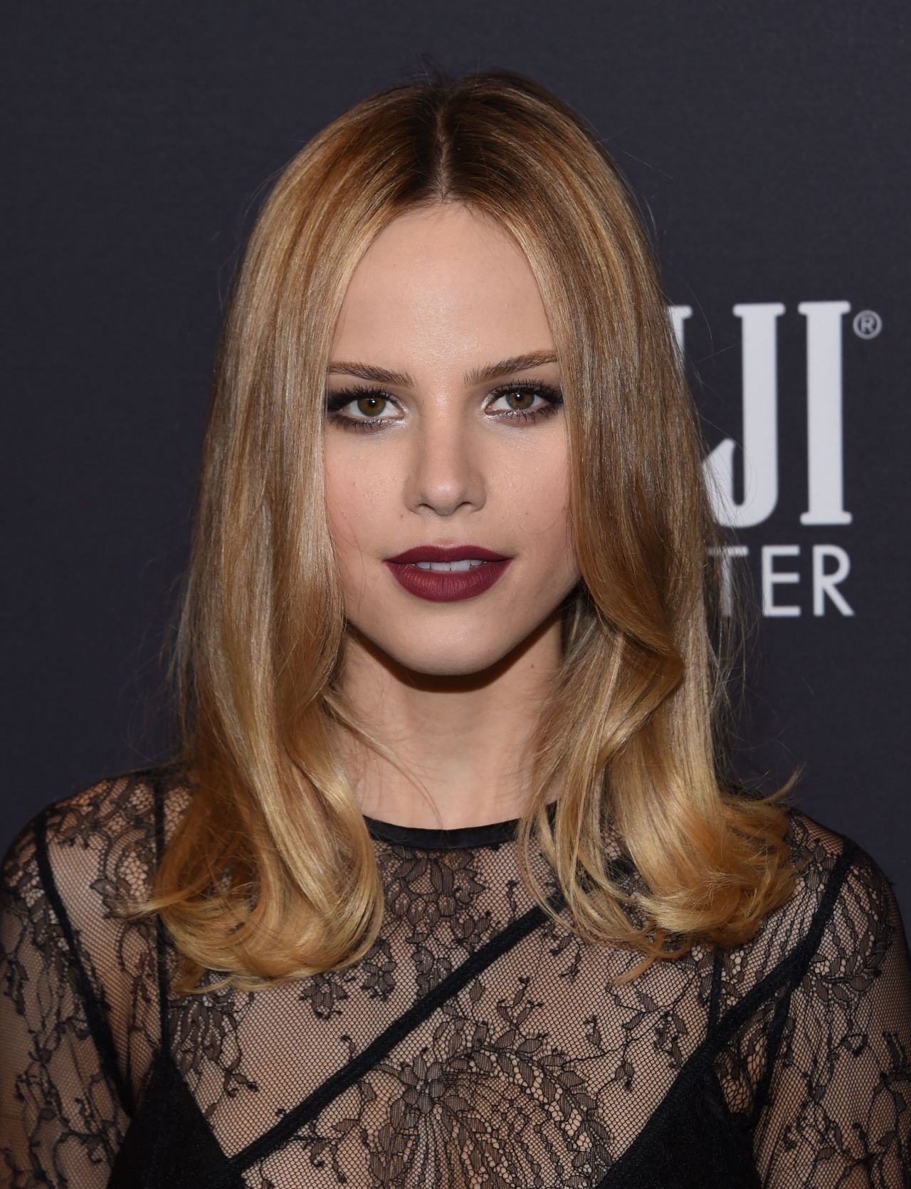 Halston Sage – HFPA and InStyle Celebrate Golden Globe Season in Los