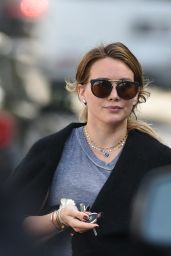 Hilary Duff Street Style - Hits the Gym in LA 11/13/2017