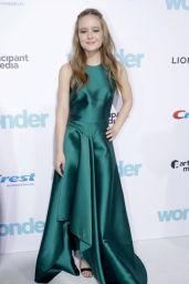Izabela Vidovic – “Wonder” Premiere in Westwood