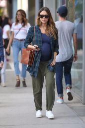 Jessica Alba - Bargain hunting in Beverly Hills 11/26/2017