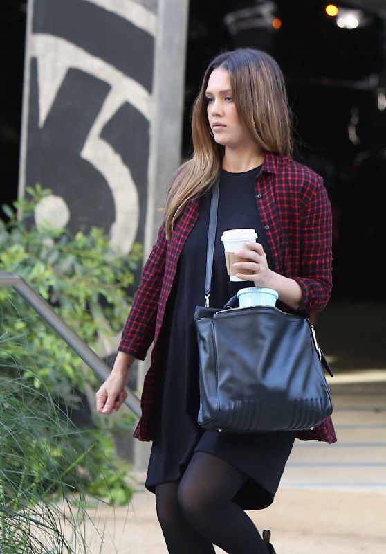Jessica Alba - Out in Beverly Hills