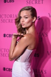 Josephine Skriver - 2017 VS Fashion Show Viewing Party in NYC