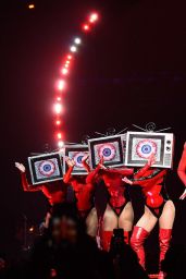 Katy Perry - Performs at the Staples Center in LA 11/07/2017
