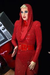 Katy Perry - Performs at the Staples Center in LA 11/07/2017