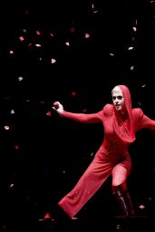 Katy Perry - Performs at the Staples Center in LA 11/07/2017
