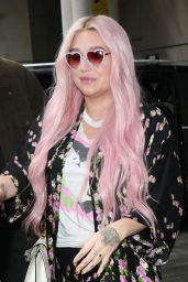 Kesha - Arriving at BBC Live Lounge in London 11/15/2017