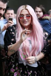 Kesha - Arriving at BBC Live Lounge in London 11/15/2017